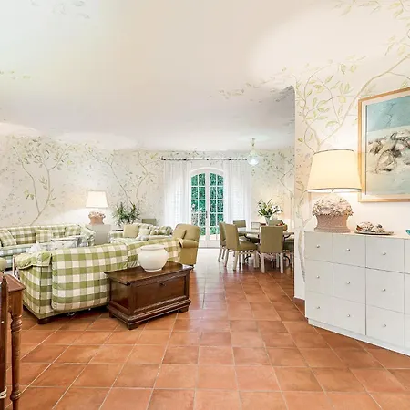 Il Tiglio - Dei Marmi *